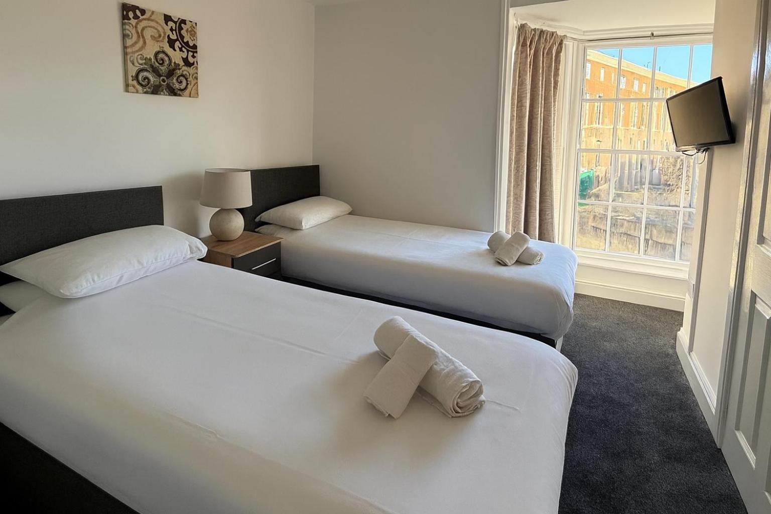 Standard Twin Room